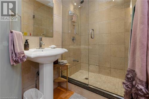 32 Pine Forest Drive, Sauble Beach, ON - Indoor Photo Showing Bathroom