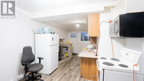 3105 White Oak Rd, London, ON - Indoor Photo Showing Kitchen