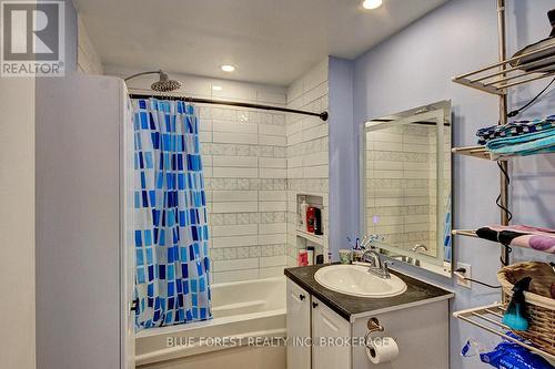 192 St Julien St, London, ON - Indoor Photo Showing Bathroom