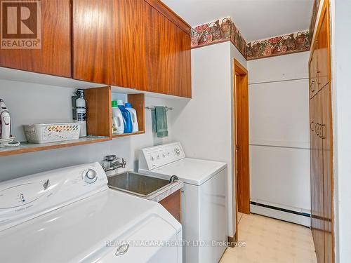 360 Clarence Street, Port Colborne, ON - Indoor Photo Showing Laundry Room