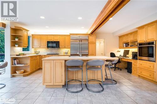 25 Mount View Crt, Collingwood, ON - Indoor Photo Showing Kitchen