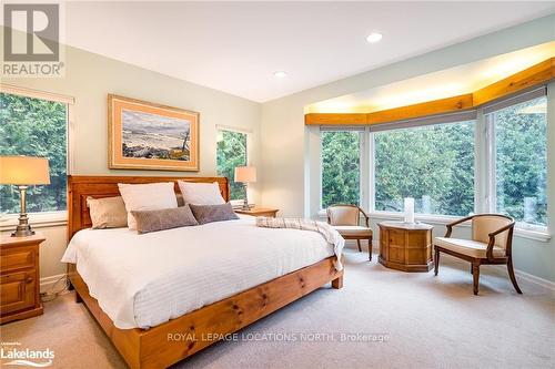 25 Mount View Crt, Collingwood, ON - Indoor Photo Showing Bedroom