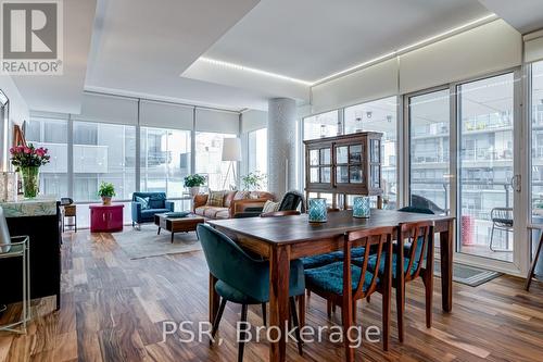 #401 -29 Queens Quay E, Toronto, ON - Indoor Photo Showing Dining Room