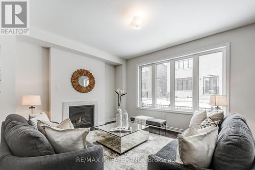 14 Sambro Lane, Whitchurch-Stouffville (Stouffville), ON - Indoor Photo Showing Living Room With Fireplace