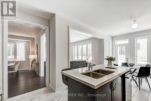 14 Sambro Lane, Whitchurch-Stouffville (Stouffville), ON - Indoor Photo Showing Kitchen With Double Sink