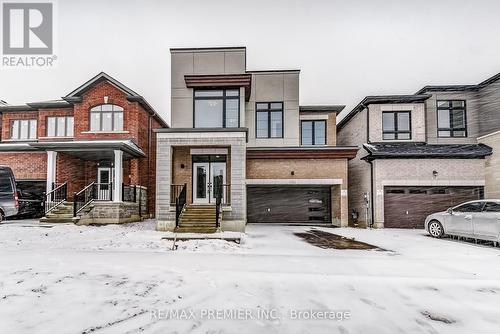 14 Sambro Lane, Whitchurch-Stouffville (Stouffville), ON - Outdoor With Facade