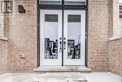 14 Sambro Lane, Whitchurch-Stouffville (Stouffville), ON - Outdoor