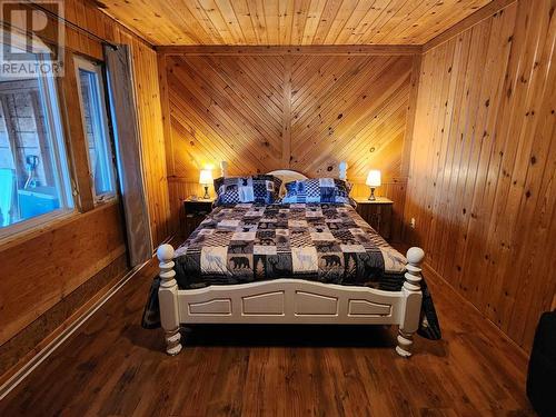 221 Watabeag Lake Rd, Matheson, ON - Indoor Photo Showing Bedroom