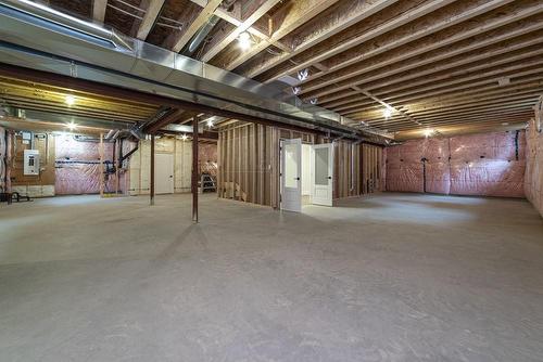 290 Southcote Road, Ancaster, ON - Indoor Photo Showing Basement