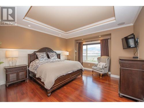 6325 Old Kamloops Road, Vernon, BC - Indoor Photo Showing Bedroom