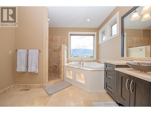 6325 Old Kamloops Road, Vernon, BC - Indoor Photo Showing Bathroom