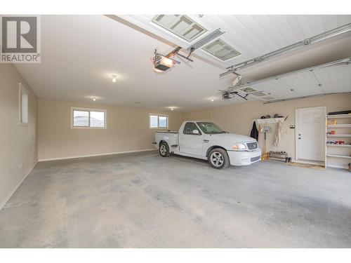 6325 Old Kamloops Road, Vernon, BC - Indoor Photo Showing Garage