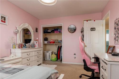 185 Magnificent Way, Binbrook, ON - Indoor Photo Showing Bedroom