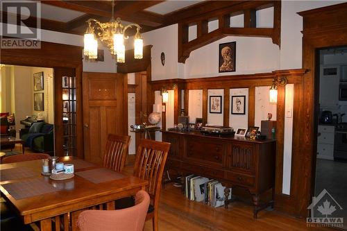 1-400 O'Connor Street, Ottawa, ON - Indoor Photo Showing Dining Room