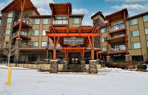 405 - 400 Stemwinder Drive, Kimberley, BC - Outdoor With Facade