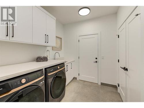 10198 Beacon Hill Drive, Lake Country, BC - Indoor Photo Showing Laundry Room