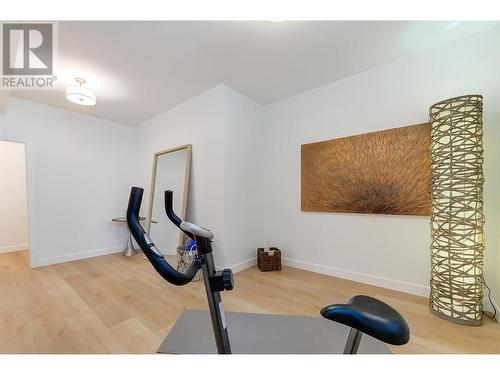 10198 Beacon Hill Drive, Lake Country, BC - Indoor Photo Showing Gym Room