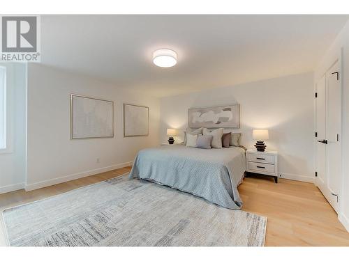 10198 Beacon Hill Drive, Lake Country, BC - Indoor Photo Showing Bedroom