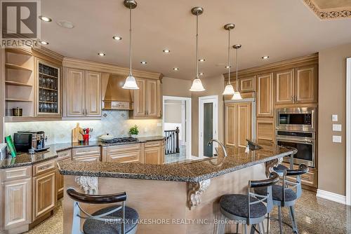 5 Lynden Crt, Hamilton Township, ON - Indoor Photo Showing Kitchen With Upgraded Kitchen