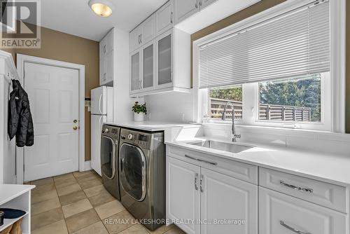 5 Lynden Crt, Hamilton Township, ON - Indoor Photo Showing Laundry Room