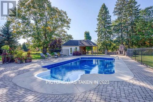 5 Lynden Crt, Hamilton Township, ON - Outdoor With In Ground Pool With Deck Patio Veranda With Backyard