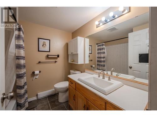 865 Main Street Unit# 204, Penticton, BC - Indoor Photo Showing Bathroom