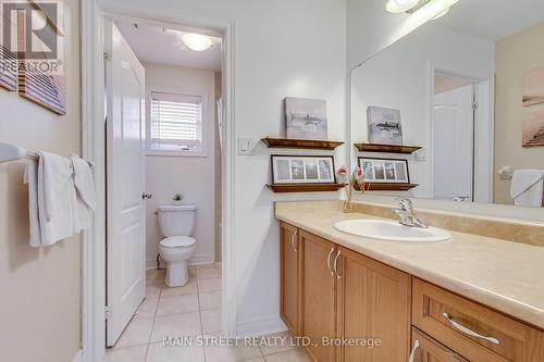 18 Corwin Drive, Bradford West Gwillimbury, ON - Indoor Photo Showing Bathroom