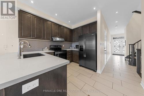 142 Sky Harbour Drive, Brampton, ON - Indoor Photo Showing Kitchen With Stainless Steel Kitchen With Upgraded Kitchen