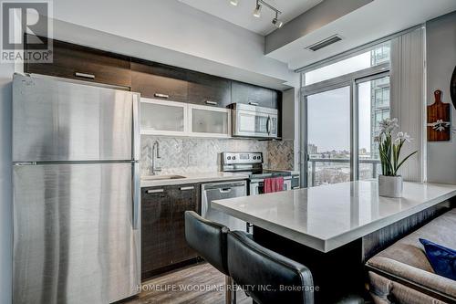 #1115 -68 Abell St, Toronto, ON - Indoor Photo Showing Kitchen With Stainless Steel Kitchen With Upgraded Kitchen