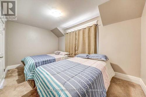 159 Agnes St, Oshawa, ON - Indoor Photo Showing Bedroom