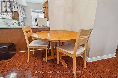 #11 -110 Mary St W, Whitby, ON - Indoor Photo Showing Dining Room
