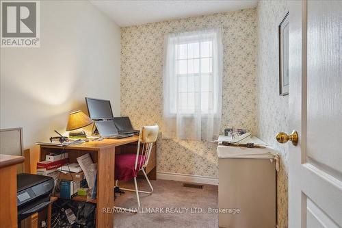#11 -110 Mary St W, Whitby, ON - Indoor Photo Showing Office