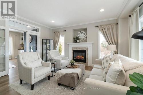 30 Madill Drive, Mono, ON - Indoor Photo Showing Living Room With Fireplace