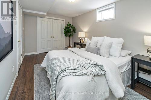 30 Madill Dr, Mono, ON - Indoor Photo Showing Bedroom