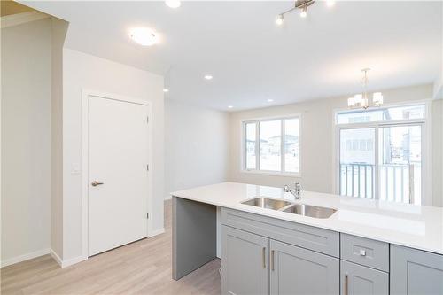14 Saddle Creek Cove, Winnipeg, MB - Indoor Photo Showing Kitchen With Double Sink