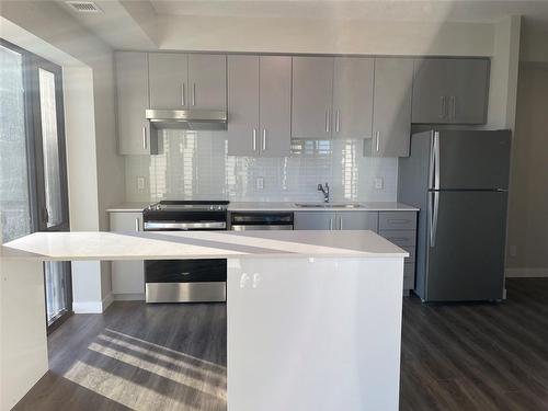 15 Queen Street S|Unit #1614, Hamilton, ON - Indoor Photo Showing Kitchen With Stainless Steel Kitchen With Upgraded Kitchen