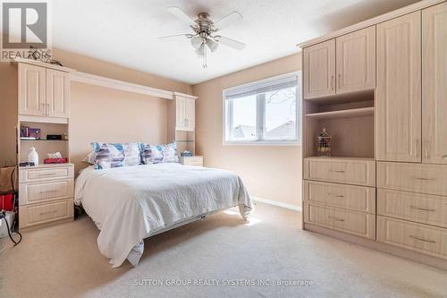 164 White Pine Cres, Pickering, ON - Indoor Photo Showing Bedroom