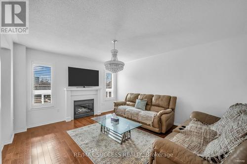 465 Hillbury Dr, Mississauga, ON - Indoor Photo Showing Living Room With Fireplace