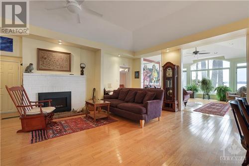 186 Baillie Avenue, Constance Bay, ON - Indoor Photo Showing Living Room With Fireplace