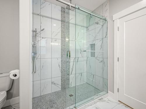 3240 Klanawa Cres, Courtenay, BC - Indoor Photo Showing Bathroom
