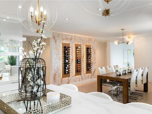 966 Saturna Pl, Saanich, BC - Indoor Photo Showing Dining Room