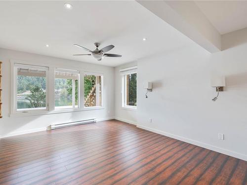 225 Mariners Way, Mayne Island, BC - Indoor Photo Showing Other Room