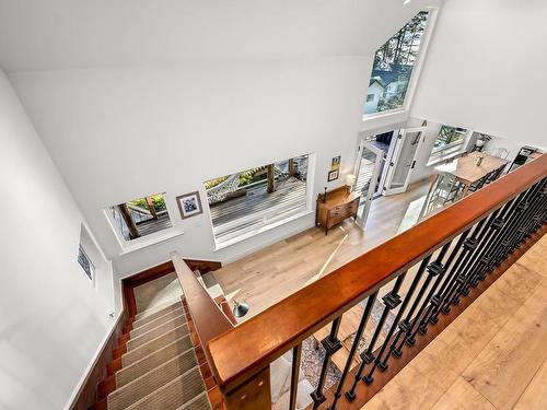 3796 East Rd, Denman Island, BC - Indoor Photo Showing Living Room