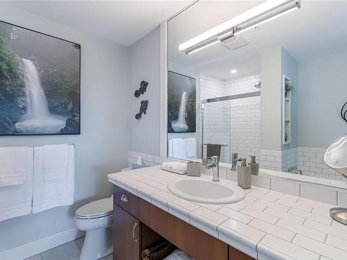 30-1059 Tanglewood Pl, Parksville, BC - Indoor Photo Showing Bathroom