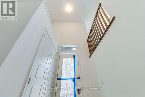 4074 Kadic Terr, Mississauga, ON - Indoor Photo Showing Other Room