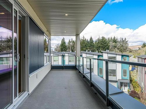 301-947 Whirlaway Cres, Langford, BC - Outdoor With Exterior