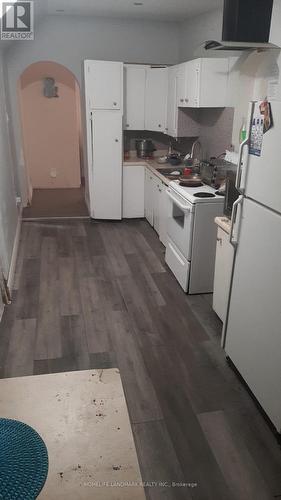 83 Talbot St E, Chatham-Kent, ON - Indoor Photo Showing Kitchen