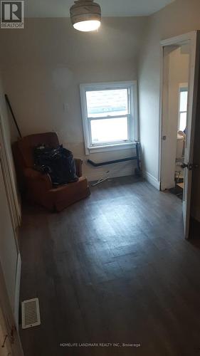 83 Talbot St E, Chatham-Kent, ON - Indoor Photo Showing Other Room