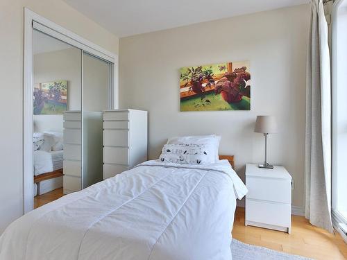 Chambre Ã Â coucher - 5-5400 16E Avenue, Montréal (Rosemont/La Petite-Patrie), QC - Indoor Photo Showing Bedroom