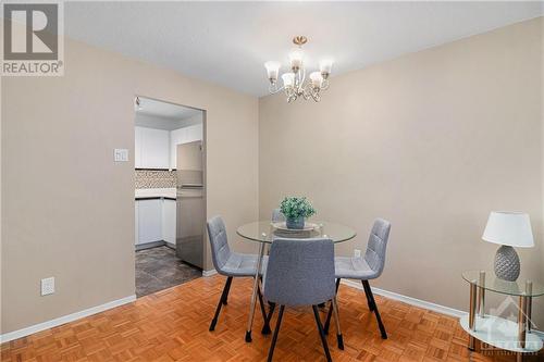 475 Laurier Avenue W Unit#1204, Ottawa, ON - Indoor Photo Showing Dining Room